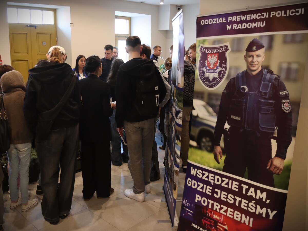 Mazowiecka Policja zachęca do służby na XIX Ogólnopolskich Targach Szkół Wyższych