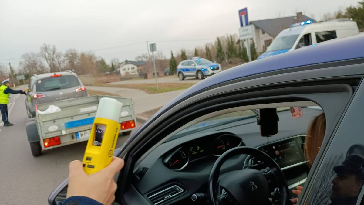 Ponad 33 tysiące kontroli w akcji „Trzeźwość‑Lokalnie". Policjanci wykryli 34 nietrzeźwych kierujących