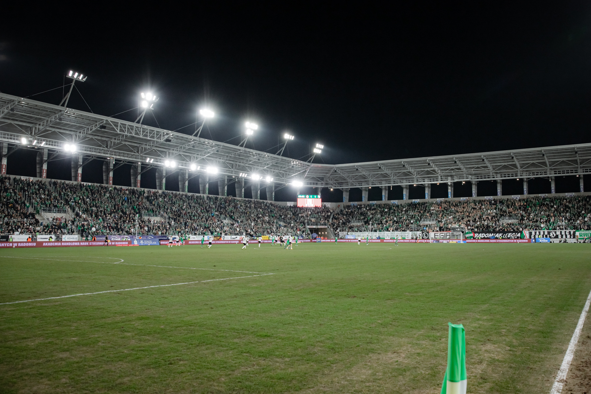 Radom remisuje z Legią 1:1 na pełnych trybunach