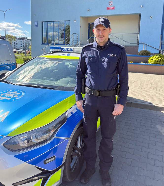 Dzielnicowy z Siedlec uratował życie 68-latka. Liczyła się każda sekunda i szybka reakcja