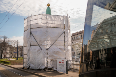 Gruba Kaśka" przy placu Bankowym przechodzi metamorfozę