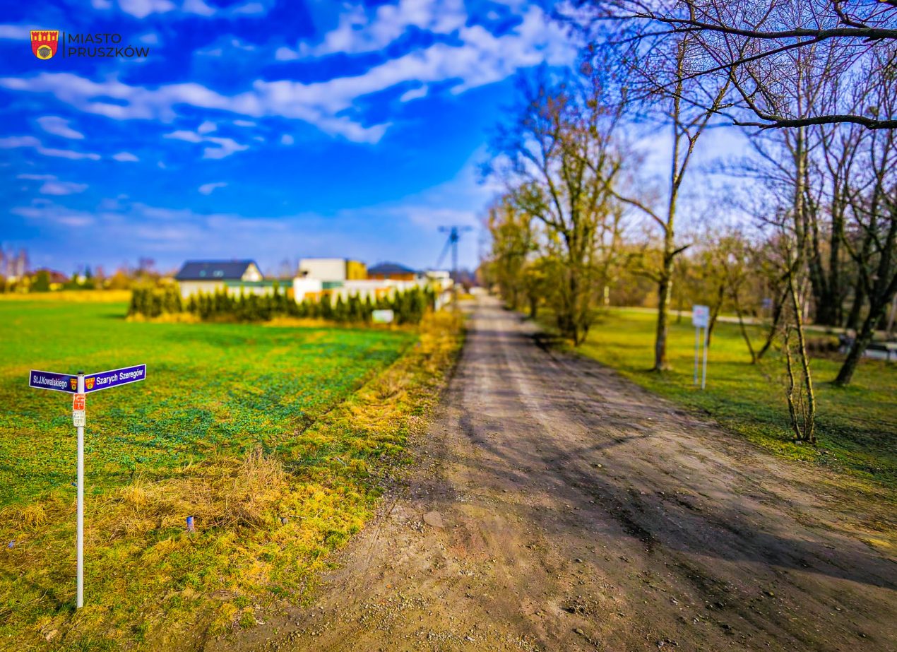Miasto rozwija się stopniowo. Trwa rozbudowa sieci wodociągowej i kanalizacyjnej