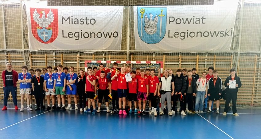 Młodzi szczypiorniści w dobrej formie. Emocje w Arenie Legionowo