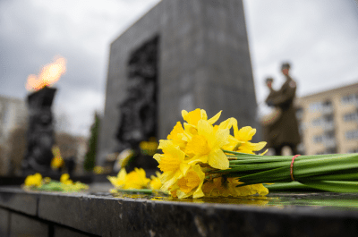 Syreny w celu upamiętnienia powstania w getcie