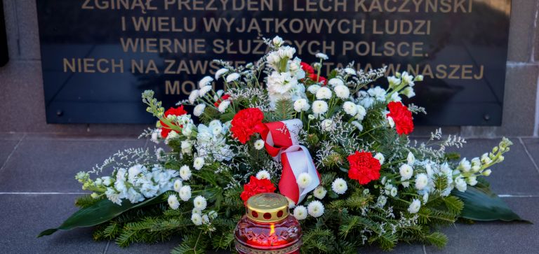 Uroczystości w Ostrołęce upamiętniające ofiary Katastrofy Smoleńskiej