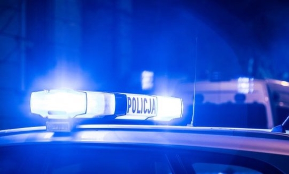 W niespełna godzinę odzyskali skradzioną Toyotę i ujęli pijanych złodziei