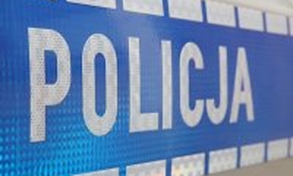 Dziecko pod opieką pijanego ojca. Zareagował przechodzień, interweniowała policja