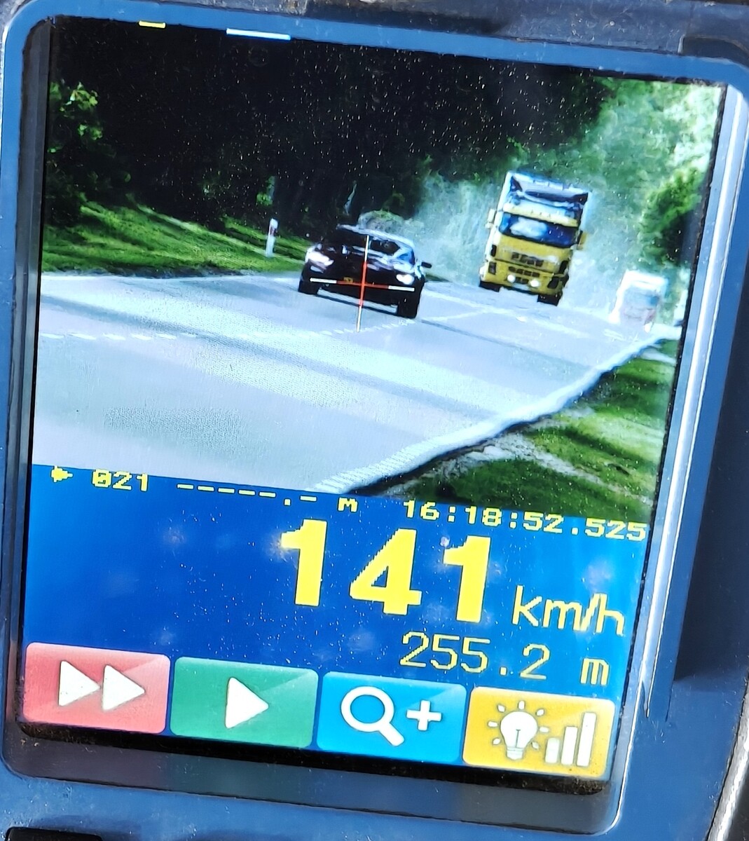 Kierowca Forda przekroczył prędkość o ponad 90 km/h