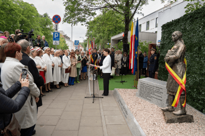 Na ul. Karowej odsłonięto monument Stanisławy Leszczyńskiej