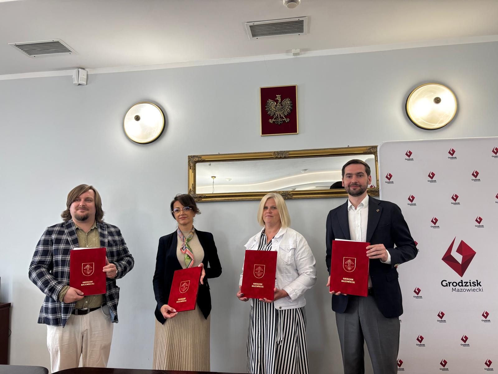 Umowa na rozbudowę SP nr 6 została podpisana