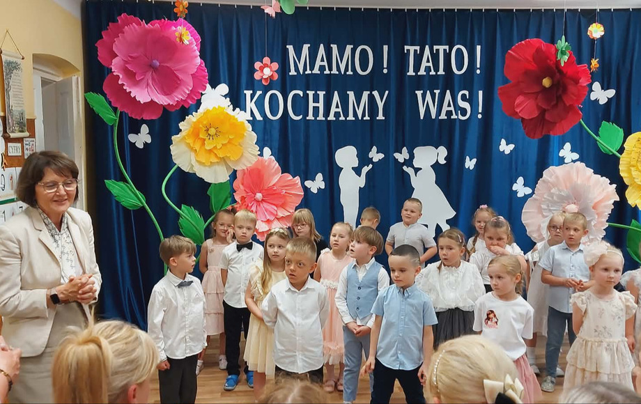 Wzruszające momenty z okazji Dnia Mamy i Taty w Przedszkolu nr 1